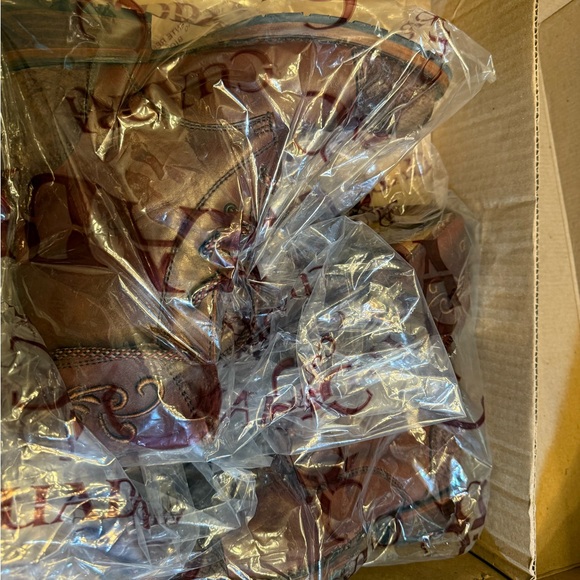 NWT - Cuadra hippopotamus boots - women’s size 6.5 - Picture 3 of 8